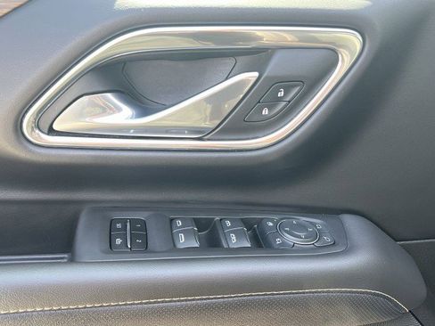 Used 2023 Chevrolet Tahoe Premier image 23