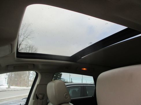 Used 2014 Cadillac SRX Luxury image 13