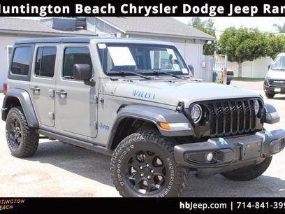Used 2023 Jeep Wrangler Unlimited w/ 8.4" Radio Group