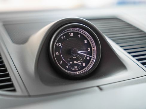 Certified 2025 Porsche Macan S image 25