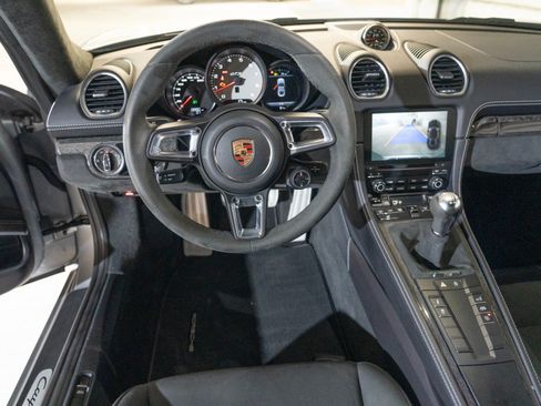 Certified 2024 Porsche 718 Cayman GTS RWD image 25