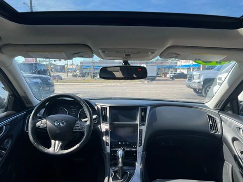 Used 2015 INFINITI Q50 Premium image 11