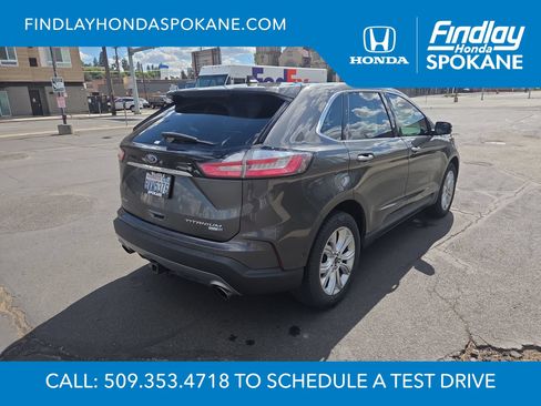 Used 2020 Ford Edge Titanium w/ Class II Trailer Tow Package AWD/4WD image 5