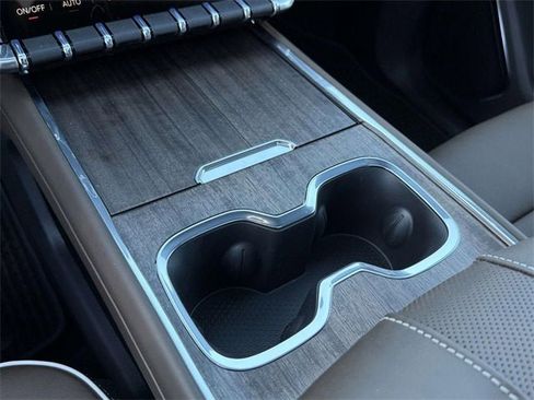 New 2026 GMC Acadia Denali Ultimate image 18