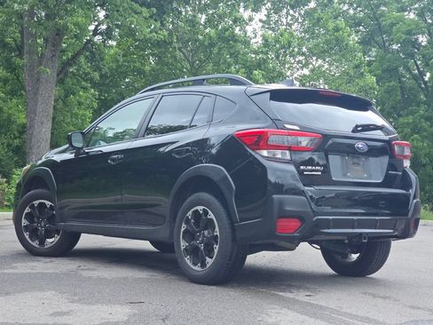 Used 2021 Subaru Crosstrek 2.0i Premium w/ Moonroof Package AWD/4WD image 14