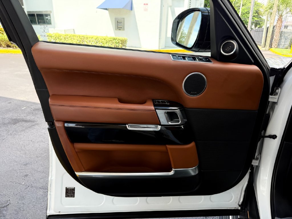 Used 2014 Land Rover Range Rover Long Wheelbase Autobiography AWD/4WD image 22