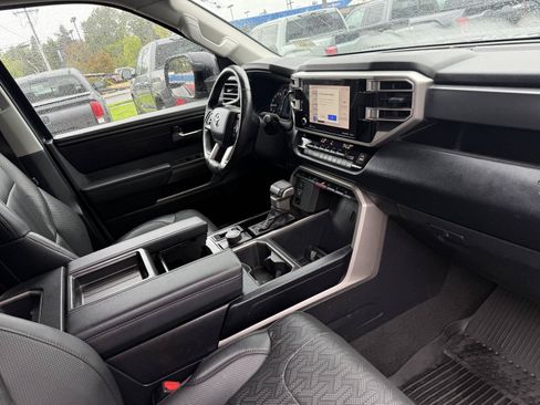 Used 2023 Toyota Tundra SR5 w/ SR5 Premium Package AWD/4WD image 20