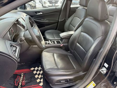 Used 2017 Chevrolet Cruze Premier image 13