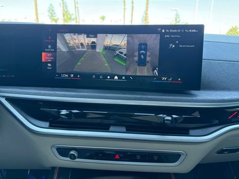 Used 2024 BMW X7 M60i w/ Executive Package AWD/4WD image 20
