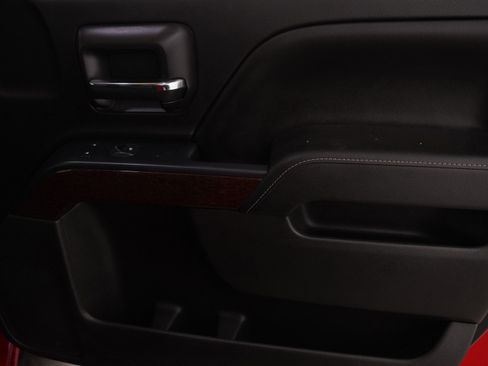 Used 2015 GMC Sierra 1500 SLE w/ SLE Value Package AWD/4WD image 9