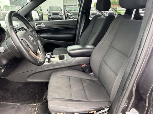 Used 2014 Jeep Grand Cherokee Laredo w/ Quick Order Package 23E AWD/4WD image 19