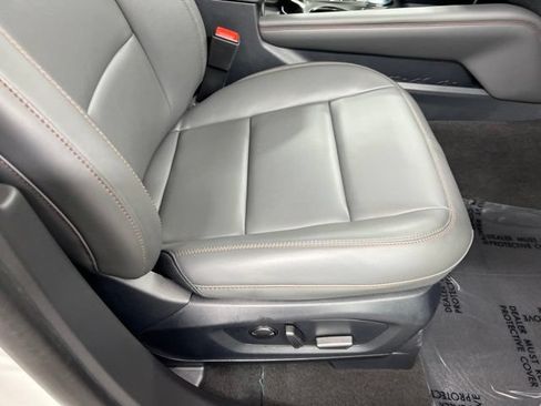 Used 2026 Ford Explorer Active w/ Active Comfort Package AWD/4WD image 25