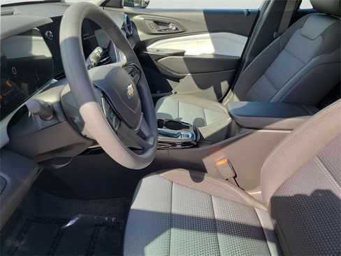 New 2026 Chevrolet Trax LT image 22