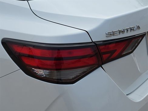 Used 2024 Nissan Sentra SV image 28