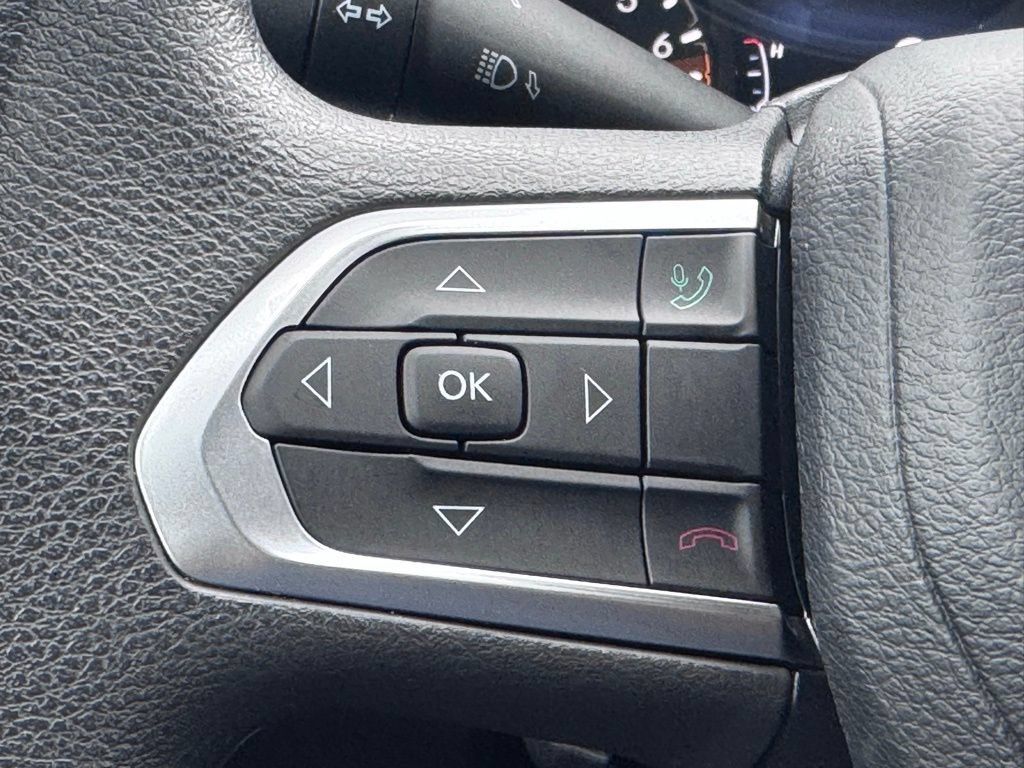Used 2023 Jeep Compass Sport AWD/4WD image 7