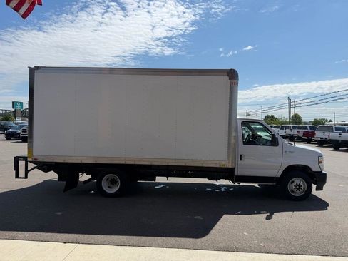 Used 2023 Ford E-350 and Econoline 350 Super Duty w/ Power Windows & Locks Group RWD image 17