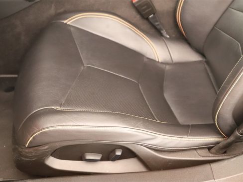 Used 2022 Chevrolet Corvette Stingray Coupe w/ Z51 Performance Package image 23