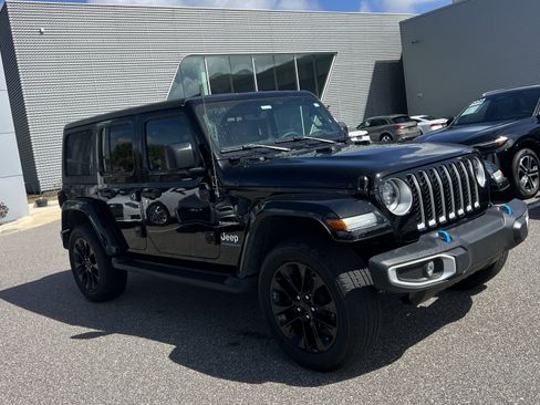 Used 2023 Jeep Wrangler Sahara image 1