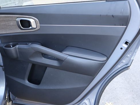 Used 2023 Kia Sorento X-Line EX image 13