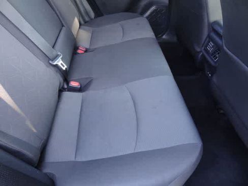 Used 2025 Toyota RAV4 XLE AWD/4WD image 10