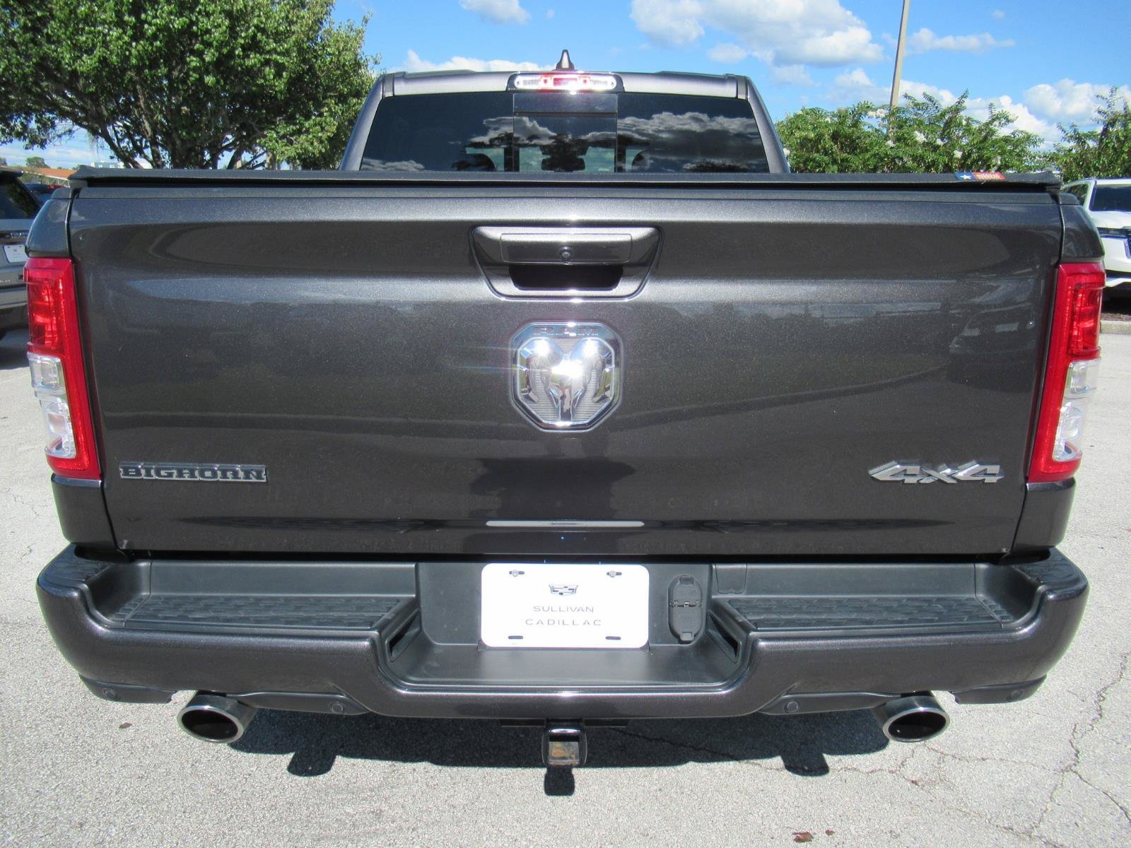 Used 2019 RAM 1500 4x4 Crew Cab image 7