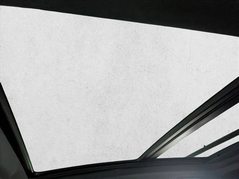 Certified 2025 Audi Q3 2.0T Premium w/ Convenience Package image 21