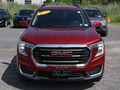 Used 2022 GMC Terrain SLE w/ Driver Convenience Package AWD/4WD image 2