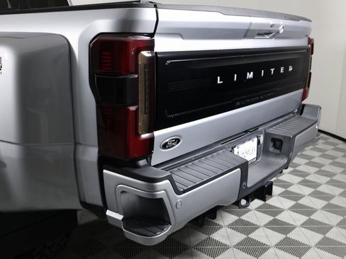 Used 2023 Ford F450 Limited w/ FX4 Off-Road Package image 58