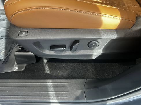 New 2026 INFINITI QX60 Autograph image 15