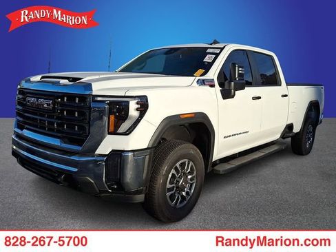 Used 2024 GMC Sierra 3500 Pro image 1