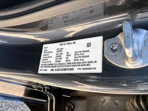 Used 2021 Tesla Model 3 Performance AWD/4WD image 35