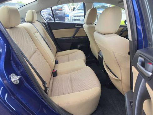 Used 2012 MAZDA MAZDA3 i Touring FWD image 14