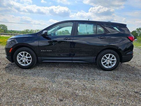 Used 2024 Chevrolet Equinox LS w/ LPO, Floor Liner Package FWD image 4