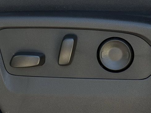 New 2026 Chevrolet Silverado 1500 LT w/ Texas Edition Plus image 19