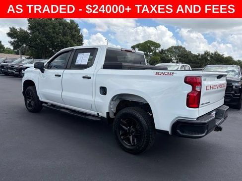 Used 2020 Chevrolet Silverado 1500 Custom Trail Boss w/ Custom Convenience Package AWD/4WD image 4