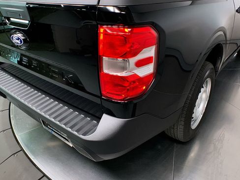 New 2025 Ford Maverick XL image 33