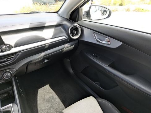 Certified 2024 Kia Forte LXS FWD image 16