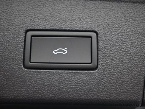 New 2026 Volkswagen Atlas SEL Premium R-Line image 16