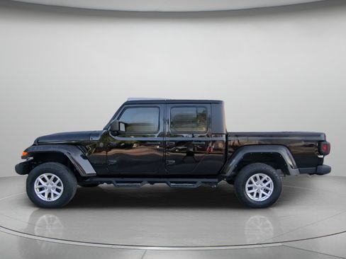 Used 2023 Jeep Gladiator Sport AWD/4WD image 18