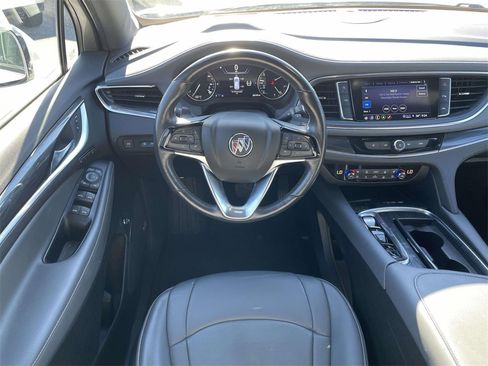 Used 2024 Buick Enclave Premium image 14