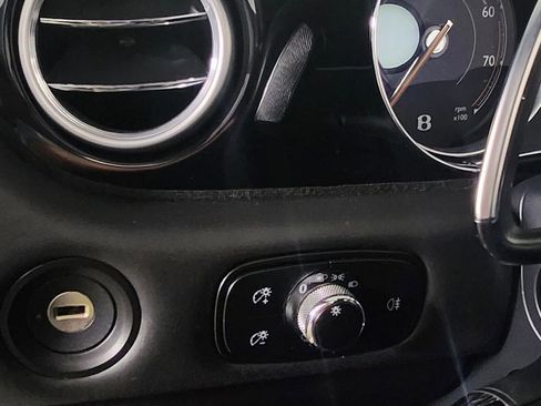 Used 2016 Bentley Continental GT image 25