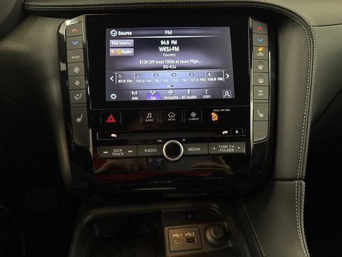 Certified 2025 INFINITI QX55 Luxe w/ Cargo Package image 14