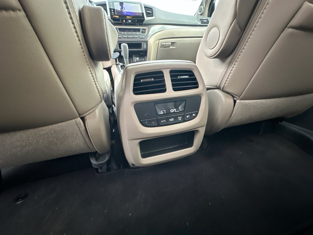 Certified 2017 Honda Pilot EX-L image 18