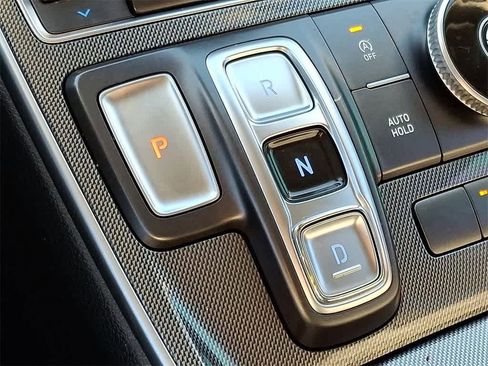 Used 2023 Hyundai Santa Fe SEL image 14