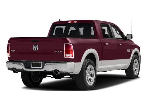 Used 2017 RAM 1500 Laramie w/ Convenience Group AWD/4WD image 3