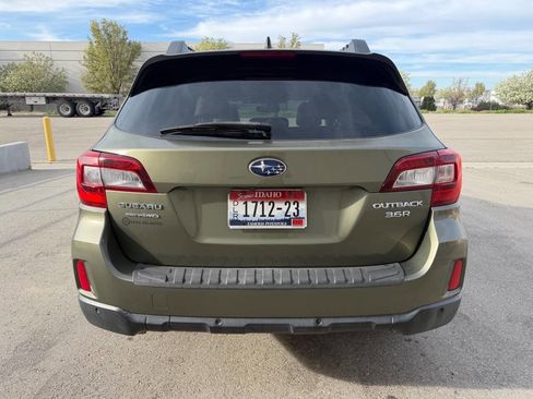 Used 2017 Subaru Outback 3.6R Limited image 21