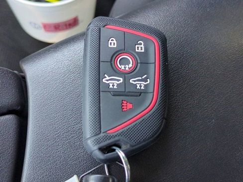 Used 2021 Chevrolet Corvette Stingray Preferred Cpe w/ 2LT RWD image 26