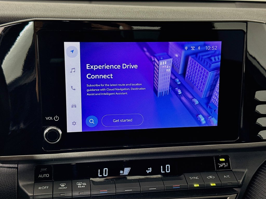 Certified 2025 Toyota Camry SE FWD image 13