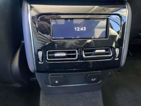 New 2025 Lincoln Aviator AWD w/ Equipment Group 101A image 19