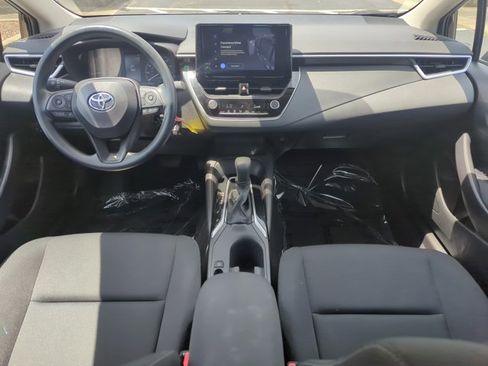 Used 2025 Toyota Corolla LE FWD image 21